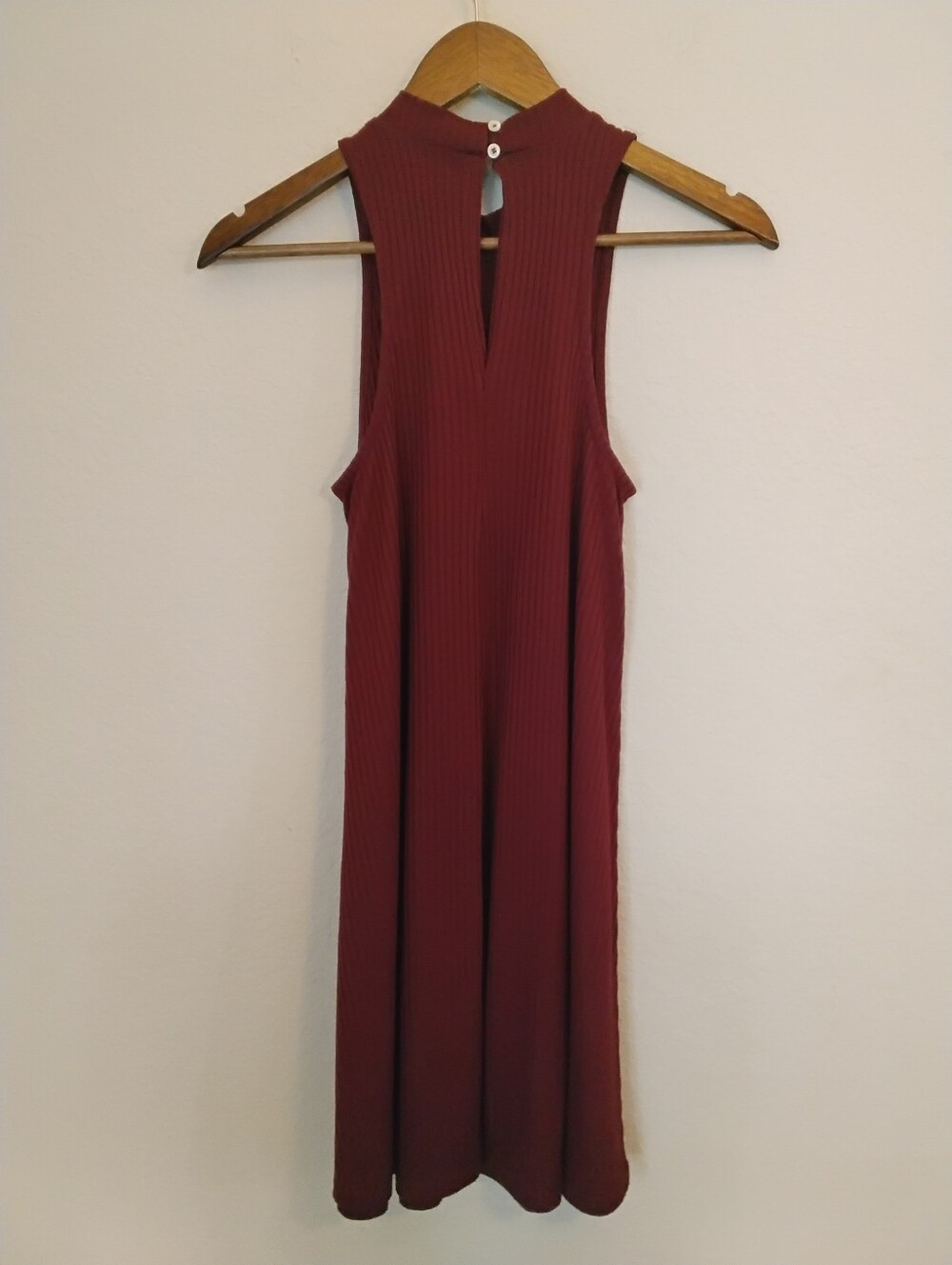Hollister Rib‎ Knit Dress Womens Medium Burgundy Flare Sleeveless Mock Neck Y2K - Picture 2 of 7